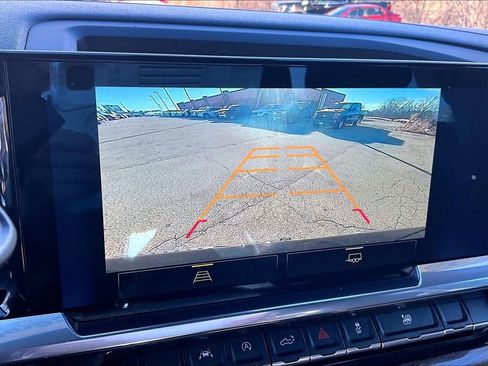 Used 2023 Chevrolet Silverado 1500 LT image 15