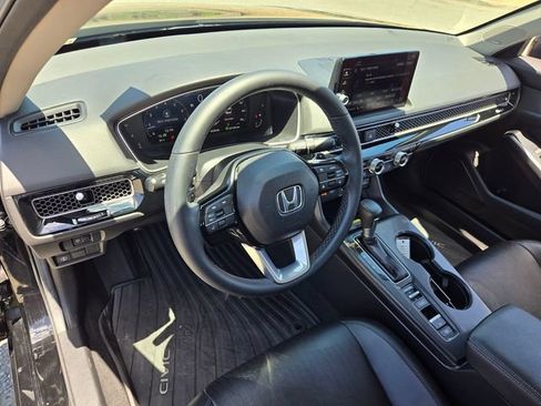 Used 2024 Honda Civic Touring image 9