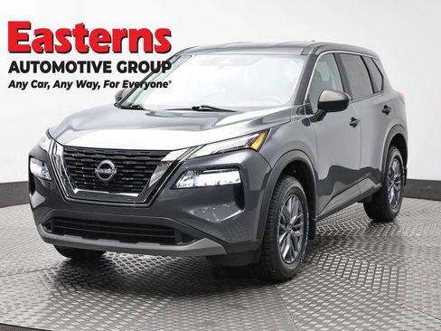 Used 2023 Nissan Rogue S AWD/4WD image 1