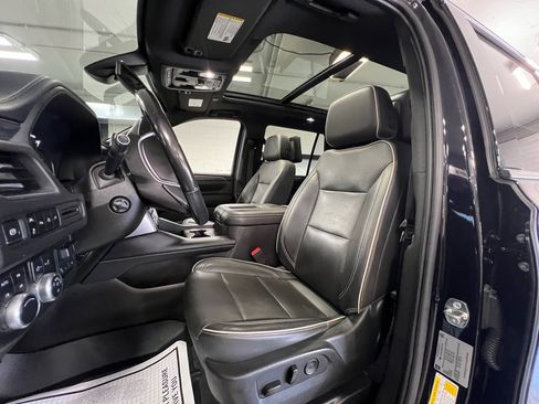 Used 2021 GMC Yukon SLT w/ SLT Luxury Plus Package image 28