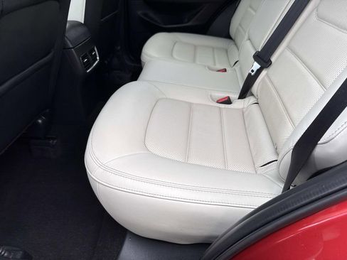 Used 2023 MAZDA CX-5 AWD 2.5 S w/ Preferred Package image 16