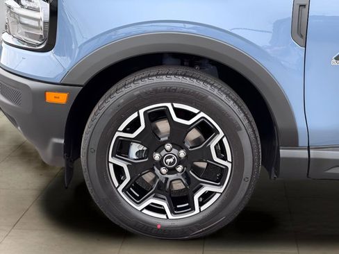 New 2026 Ford Bronco Sport Outer Banks w/ Topo Graphic Package image 39