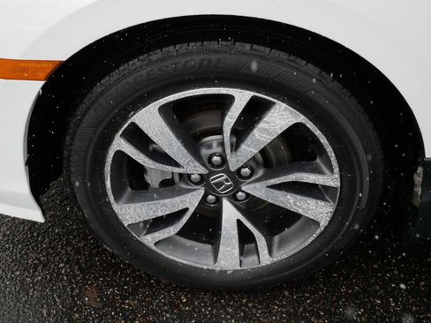 Used 2023 Honda Odyssey Touring image 15