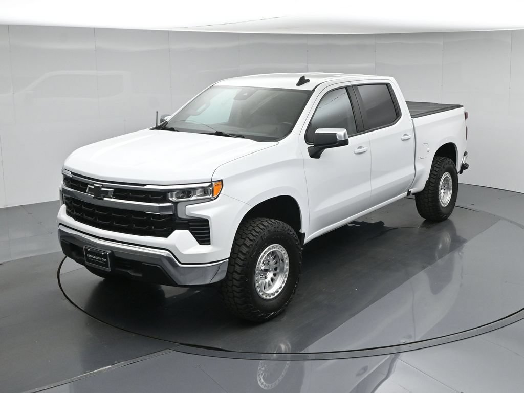 Used 2023 Chevrolet Silverado 1500 LT RWD image 39