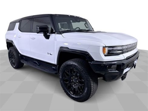 New 2026 GMC Hummer EV SUV image 2