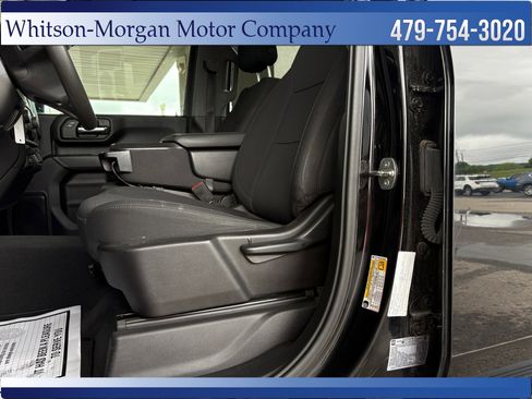 Used 2022 Chevrolet Silverado 2500 Custom w/ Custom Convenience Package AWD/4WD image 18