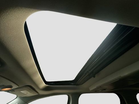 Used 2013 GMC Acadia Denali image 24