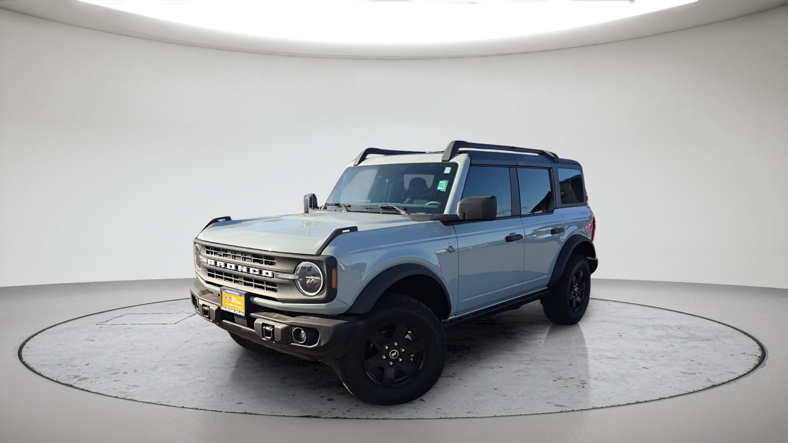 Used 2024 Ford Bronco Black Diamond AWD/4WD image 1