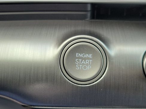 Used 2025 Hyundai Kona SEL FWD image 30