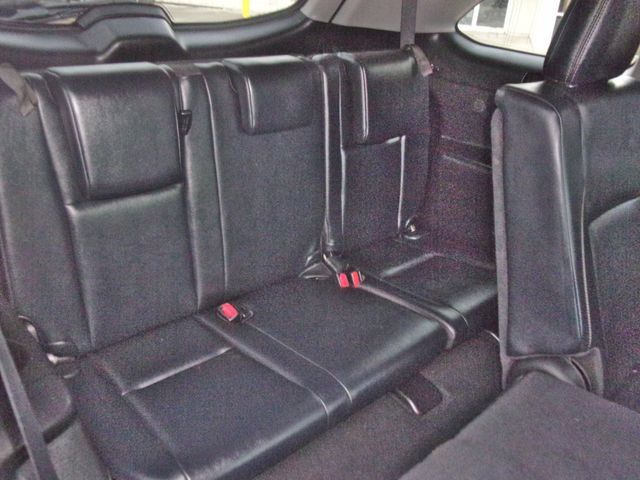 Used 2019 Toyota Highlander XLE AWD/4WD image 32