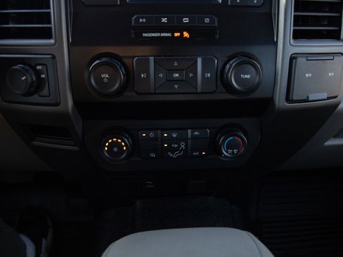 Used 2021 Ford F250 XL w/ Power Equipment Group RWD image 14