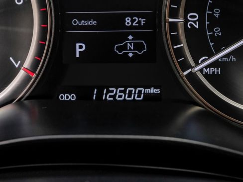 Used 2019 Lexus LX 570 4WD w/ Luxury Package image 15
