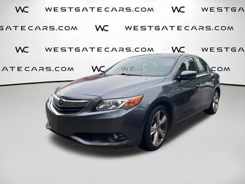 Used 2013 Acura ILX w/ Premium Package FWD image 2