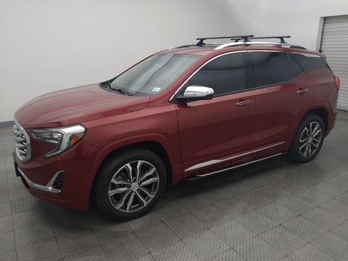 Used 2018 GMC Terrain Denali w/ LPO, 'HIT The Road' Package AWD/4WD image 2