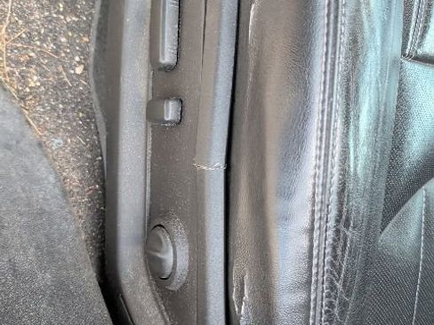 Used 2017 Buick Enclave Leather AWD/4WD image 11