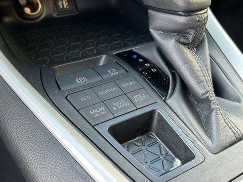 Used 2025 Toyota RAV4 LE image 26