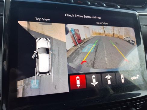 Used 2024 Jeep Grand Cherokee L Limited w/ Luxury Tech Group II image 14