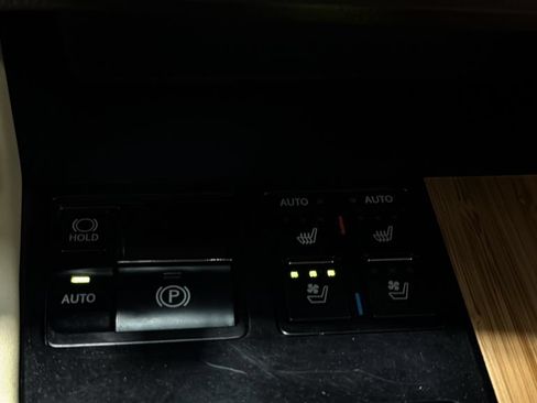 Used 2018 Lexus RX 350L AWD image 37