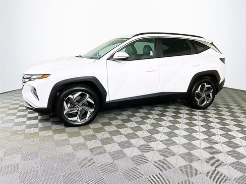 Used 2023 Hyundai Tucson SEL w/ Convenience Package AWD/4WD image 4