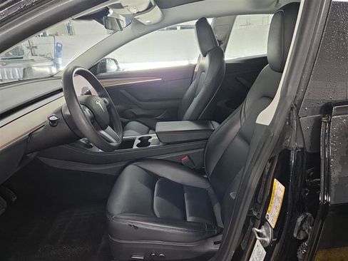 Used 2023 Tesla Model 3 Standard Range image 7