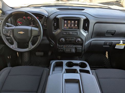 New 2025 Chevrolet Silverado 1500 Custom image 15