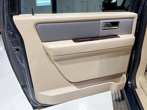 Used 2014 Ford Expedition EL XLT w/ Equipment Group 202A image 33