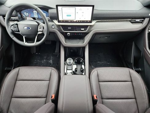 New 2026 Ford Explorer Platinum image 12