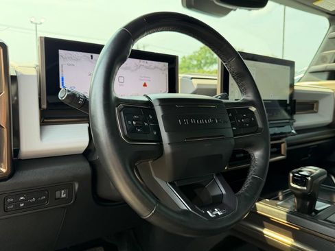 Used 2024 GMC Hummer EV 3X AWD/4WD image 43