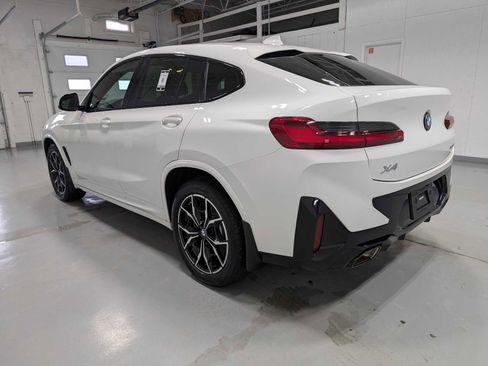 Used 2023 BMW X4 xDrive30i w/ M Sport Package image 9