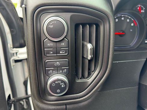 Used 2021 GMC Sierra 1500 4x4 Double Cab w/ Sierra Value Package image 17
