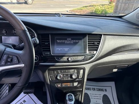 Used 2021 Buick Encore Preferred w/ LPO, Active Package AWD/4WD image 18