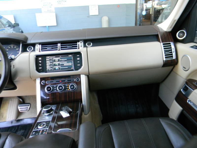 Used 2014 Land Rover Range Rover Supercharged AWD/4WD image 18