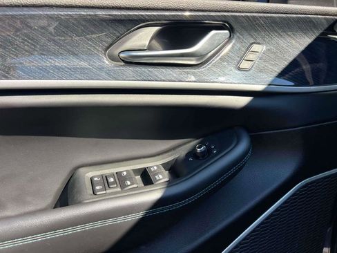 Used 2023 Jeep Grand Cherokee Trailhawk image 15