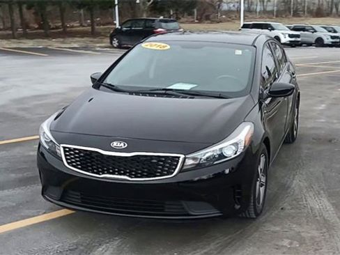 Used 2018 Kia Forte S image 6