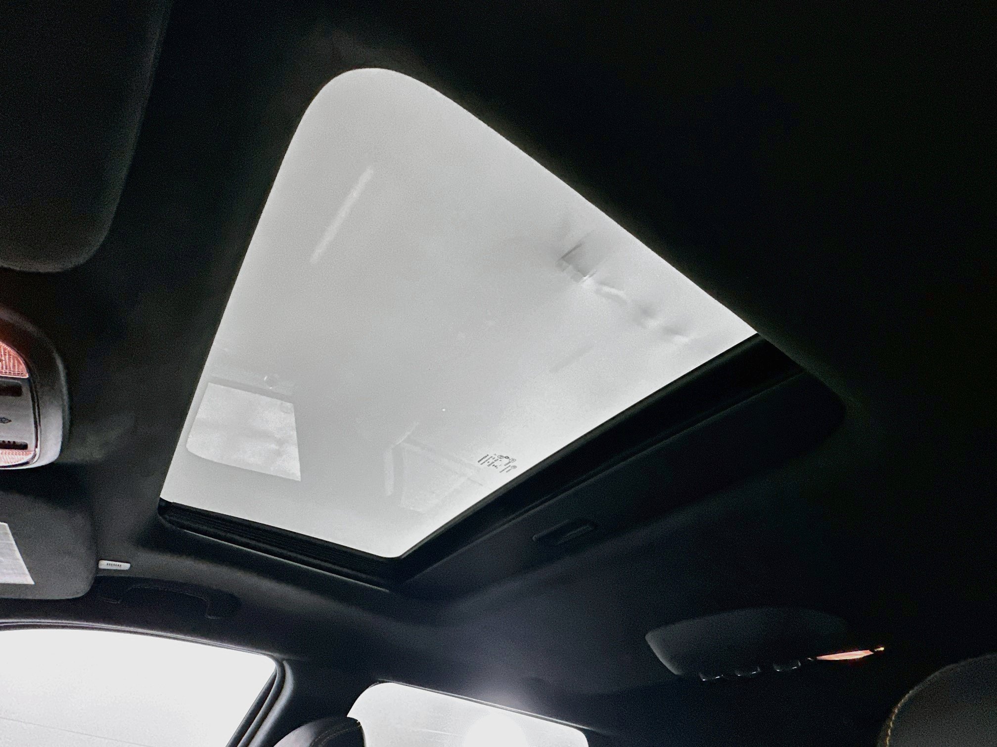 Used 2023 Dodge Durango R/T w/ Hemi Orange Plus Package AWD/4WD image 26