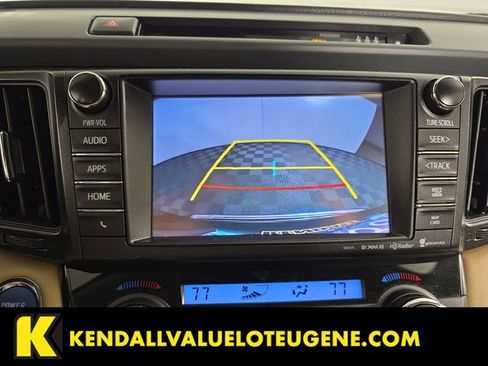 Used 2017 Toyota RAV4 Limited image 14