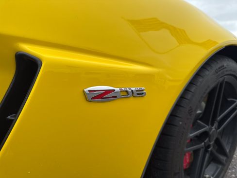 Used 2007 Chevrolet Corvette Z06 w/ Preferred Equipment Group RWD image 10