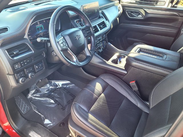 Used 2023 Chevrolet Suburban RST w/ Sport Performance Package AWD/4WD image 10