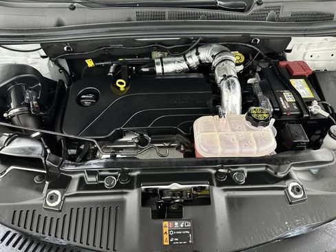 Used 2022 Buick Encore Preferred w/ Safety Package AWD/4WD image 31