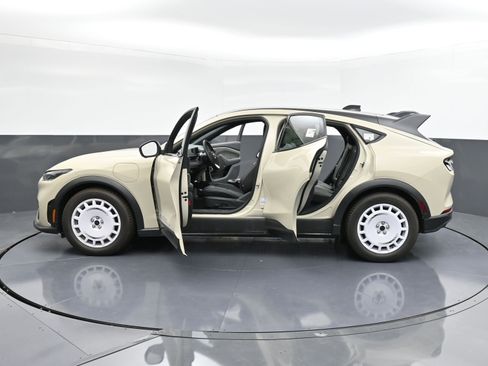 New 2025 Ford Mustang Mach-E GT image 27