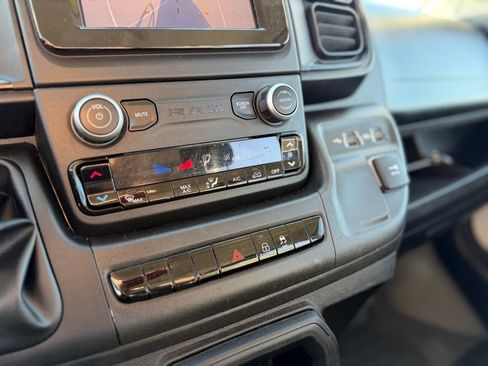 Used 2022 RAM ProMaster 2500 image 17