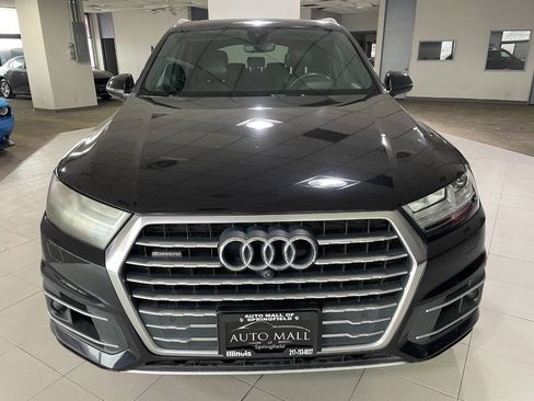 Used 2017 Audi Q7 3.0T Prestige image 2