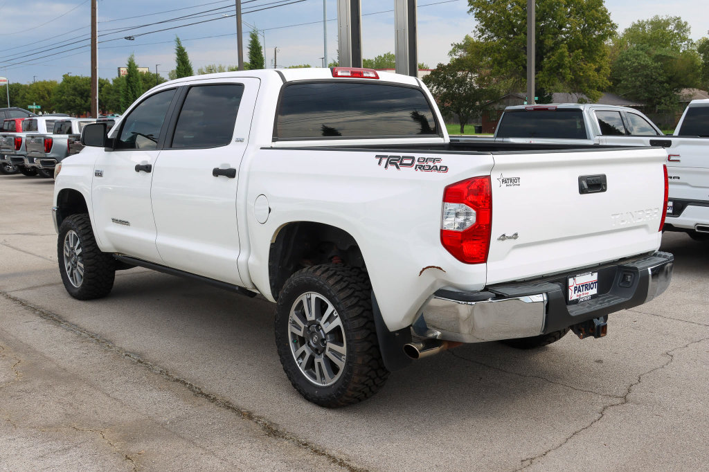 Used 2019 Toyota Tundra SR5 w/ SR5 Upgrade Package AWD/4WD image 5