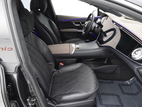Certified 2023 Mercedes-Benz EQS 580 4MATIC Sedan image 16