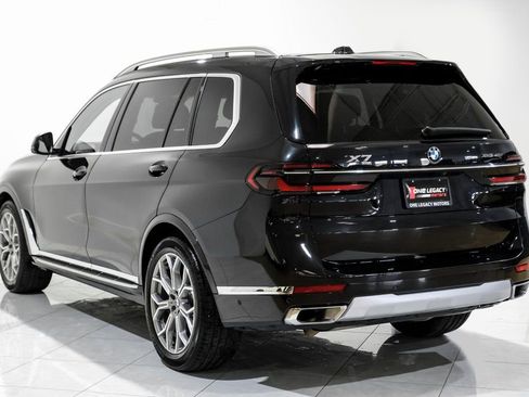 Used 2024 BMW X7 xDrive40i w/ Premium Package image 9