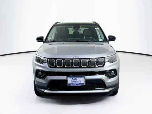 Used 2022 Jeep Compass Limited AWD/4WD image 2