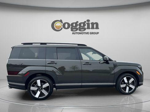 Used 2024 Hyundai Santa Fe Limited image 7