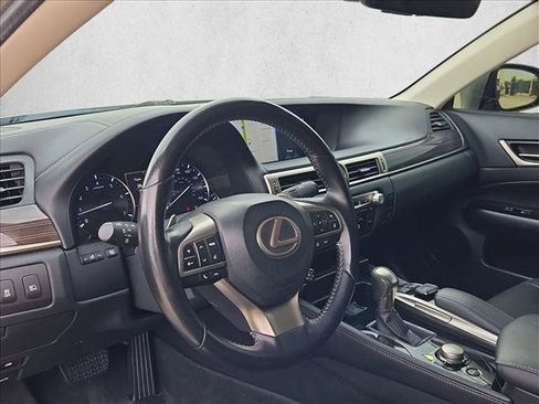 Used 2018 Lexus GS 350 w/ Preferred Accessory Package RWD image 10