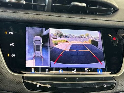New 2026 Cadillac XT5 Sportv w/ LPO, Floor Liner Package AWD/4WD image 20