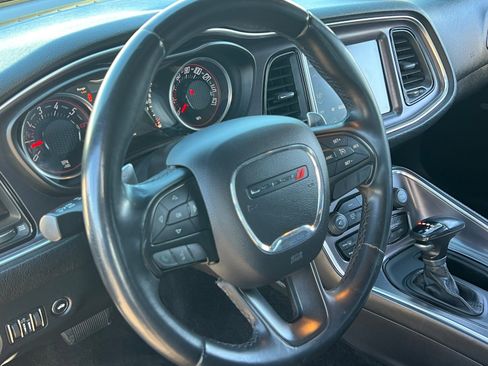 Used 2016 Dodge Challenger R/T w/ Sound Group image 9